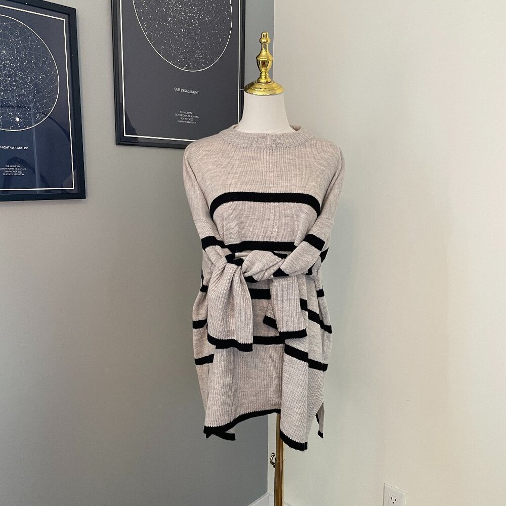 ✨3/$20✨ Striped Knit Sweater